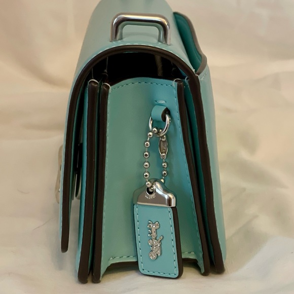 Coach Bandit Crossbody - Picture 2 of 11